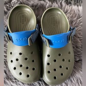 Brand New Crocs 🐊M9 W 11